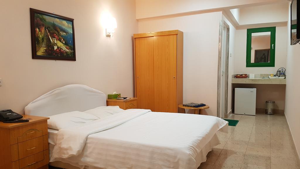 Al Majd Hotel ‘Ibrī Exteriér fotografie
